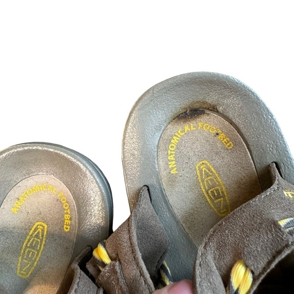 Keen Uneek Hiking Sandals Shoes Womens (Waterproof) US 7 Yellow and Gray - Picture 4 of 8
